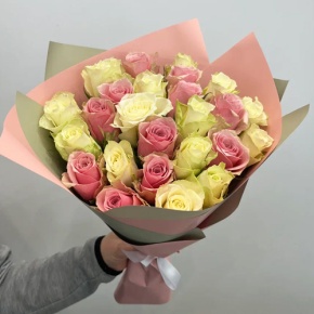 Букет "Мемори" из 23 роз кения (40 см) в Красногорске