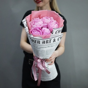 Букет из 5 розовых пионов Сара Бернар в Красногорске