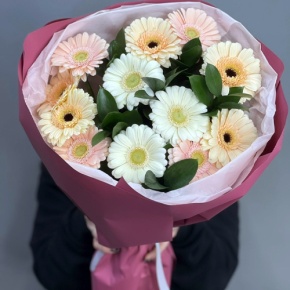 Букет из 13 белых гербер микс в Красногорске