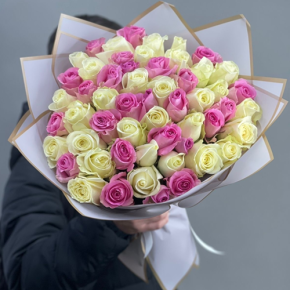 Букет из 51 розы микс  (40 см) в Красногорске