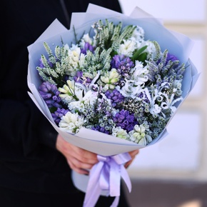 Букет "Алиби" из гиацинтов, вероники, нерине в Красногорске