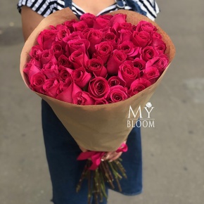 Букет 51 малиновая роза Эквадор Пинк Флоид (60 см) в Красногорске