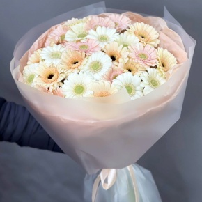 Букет "Гера" из 25 гербер в Красногорске