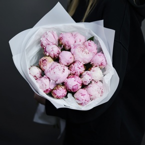 Букет из 19 розовых пионов Сара Бернар в Красногорске