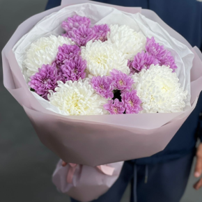 Букет "Вместе с тобой" из нежных хризантем в Красногорске
