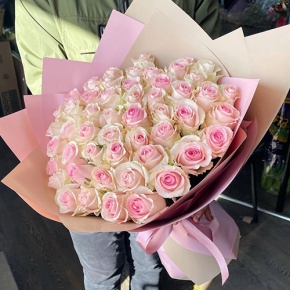 Букет 101 роза Свит ревиваль (60 см) в Красногорске