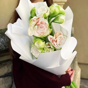 Букет из 5 амариллисов в Красногорске