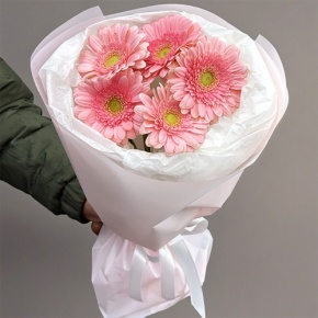 Букет из 5 розовых гербер мини в Красногорске