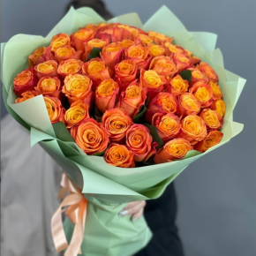 Букет из 71 огненной розы (40 см) в Красногорске