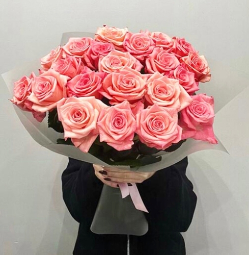 Букет из 21 розовой розы (50 см) в Красногорске