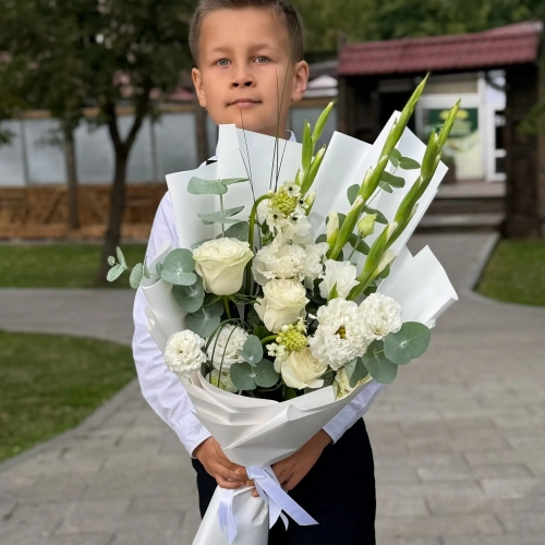 Букет на 1 сентября с гладиолусами, розами, эустомой и орнитогалумом в Красногорске