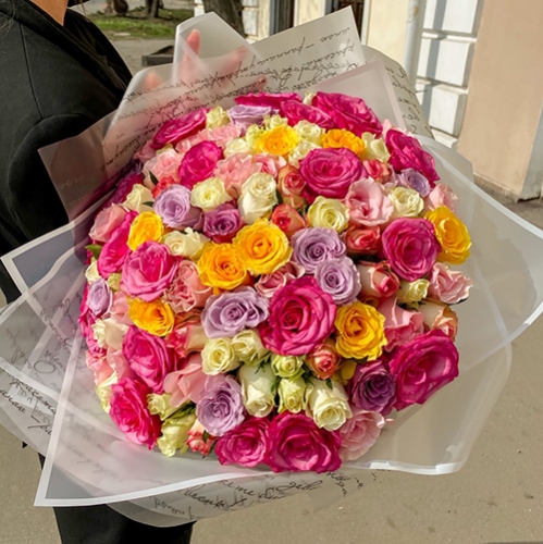 Букет "Bubble gum" из 101 розы микс (50 см) в Красногорске